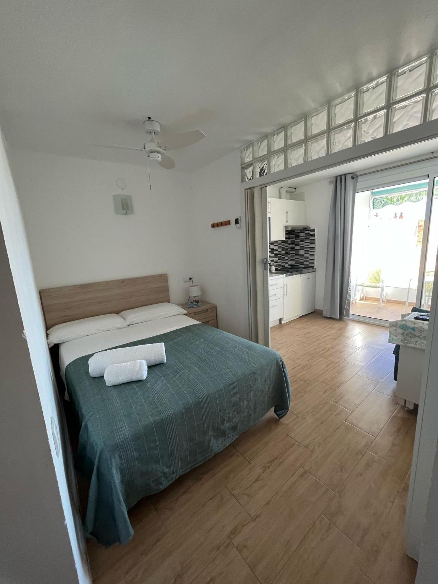 El Piset Apartment ลาปีเนดา ภายนอก รูปภาพ